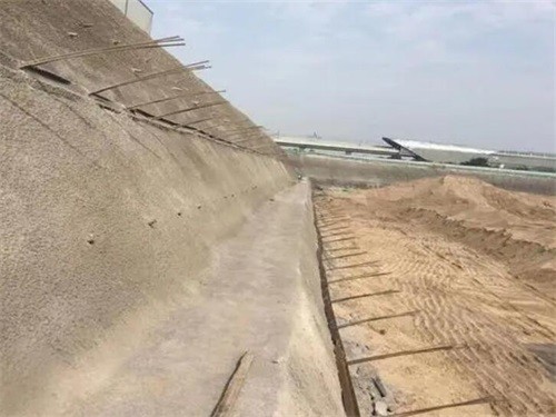 细河河道边坡加固